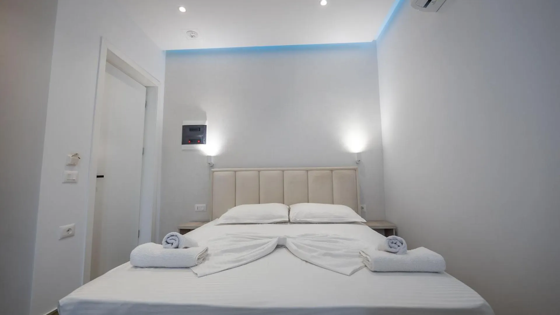 Vila Lubora Ksamil Guest house