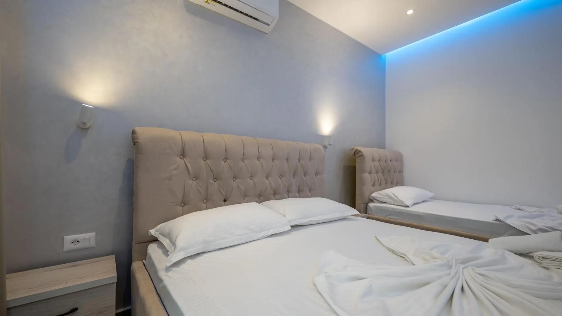 Guest house Vila Lubora Ksamil