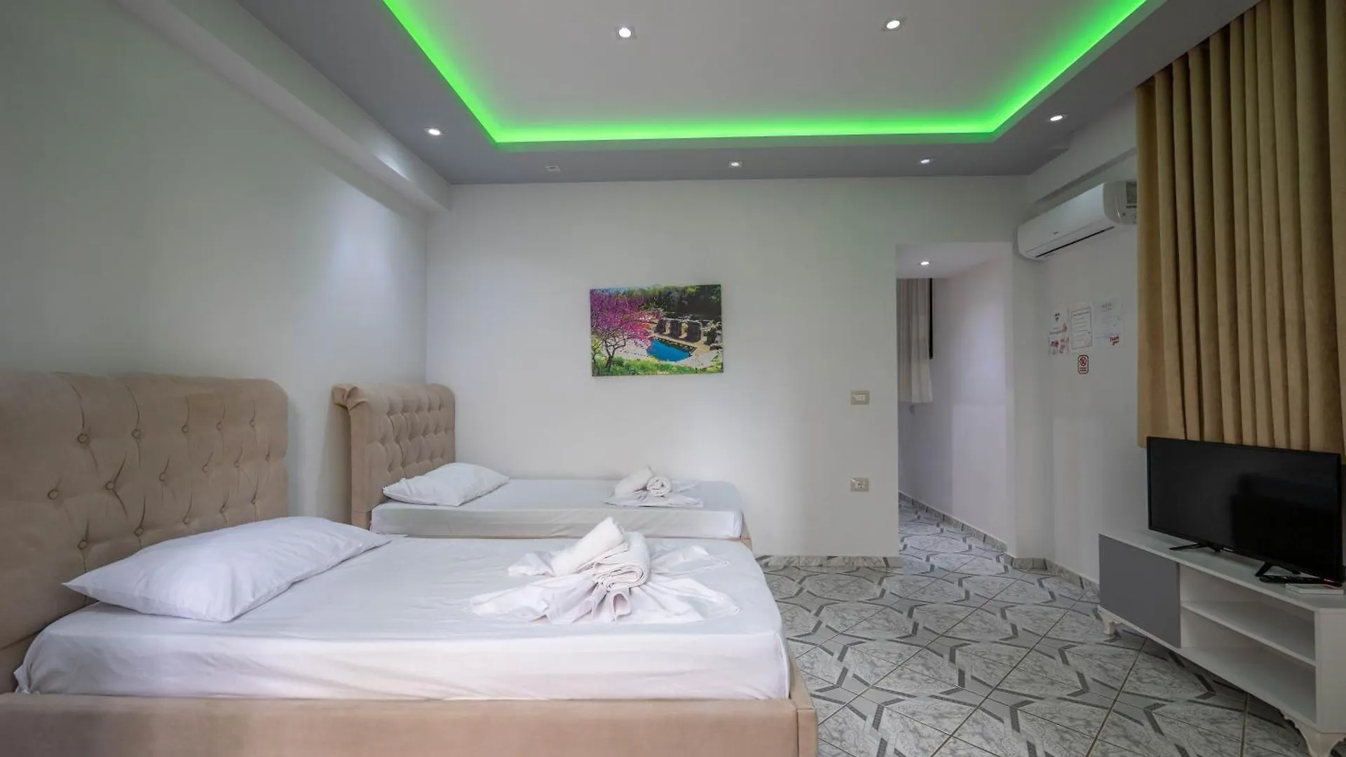 Vila Lubora Ksamil Guest house