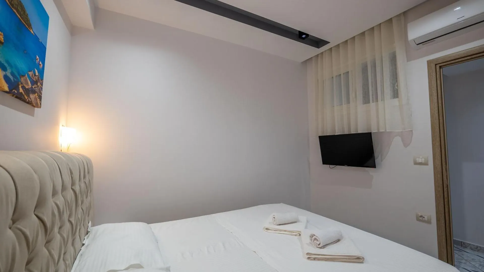 Guest house Vila Lubora Ksamil