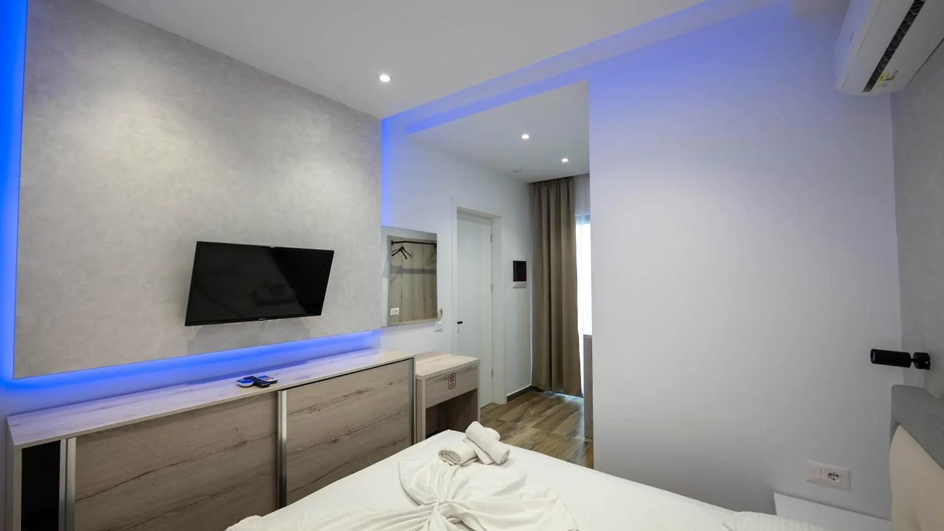 Vila Lubora Ksamil Guest house