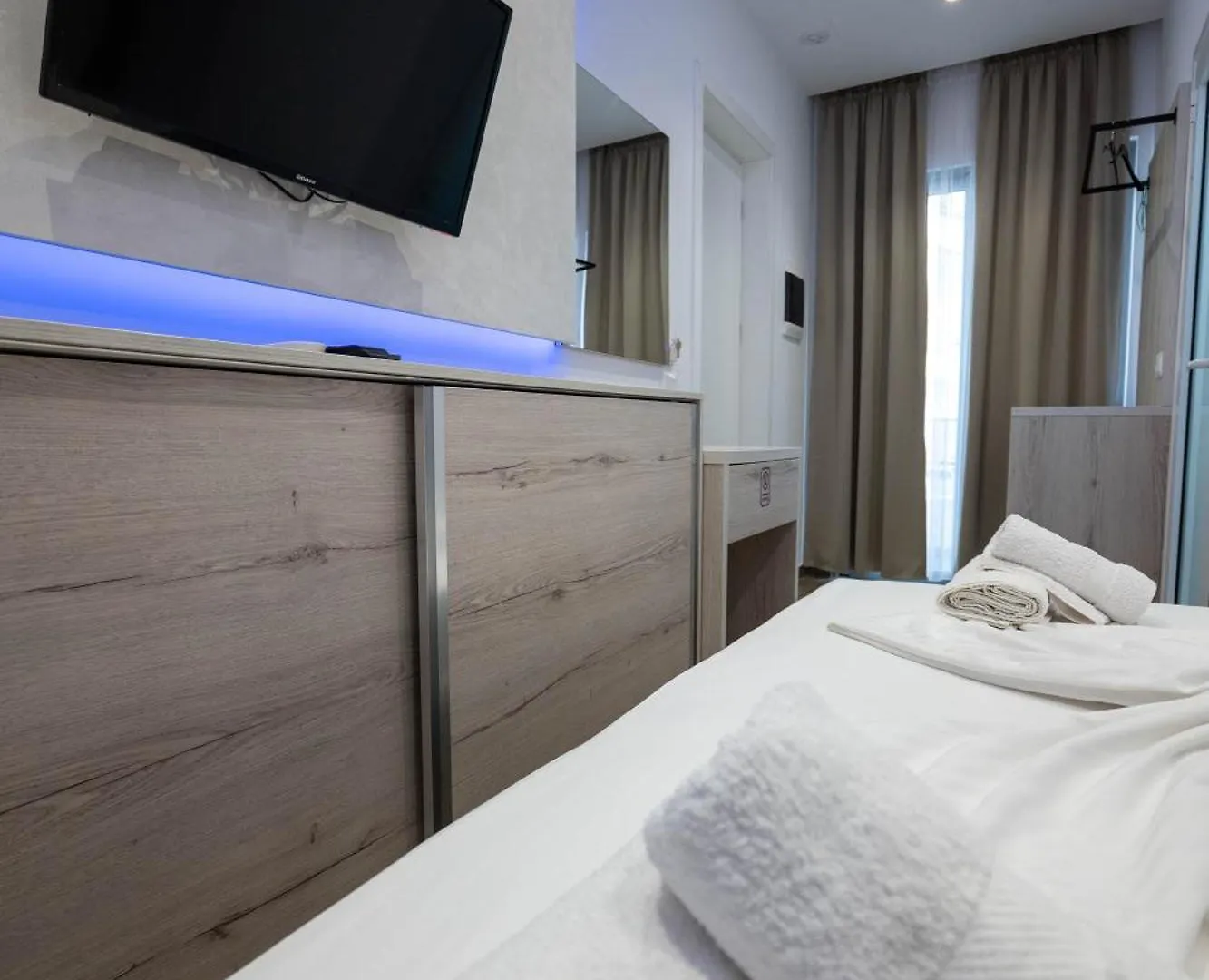 Vila Lubora Ksamil Guest house