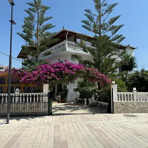 Garden Veli Ksamil