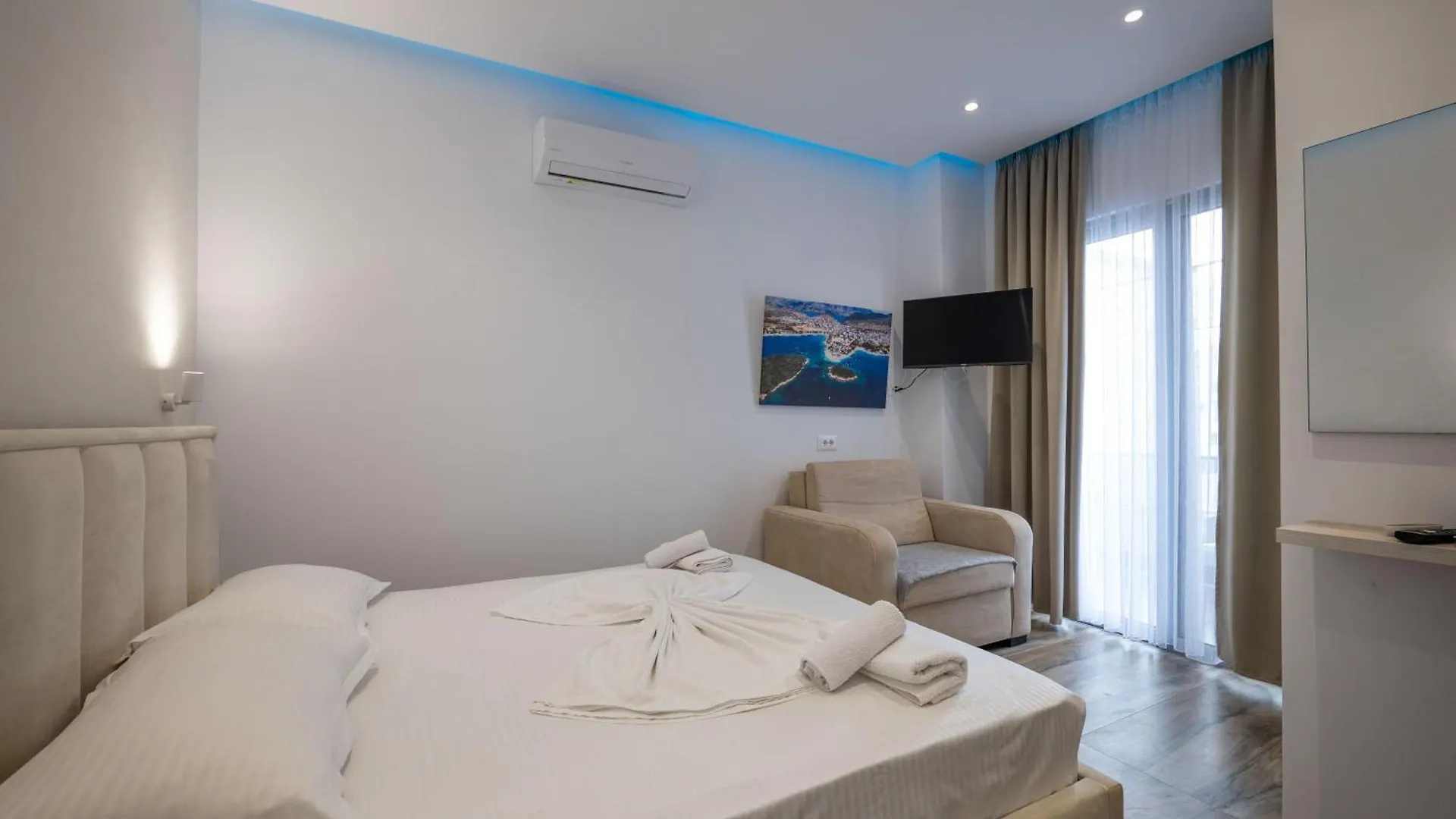 Guest house Vila Lubora Ksamil